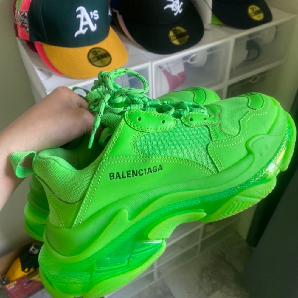 Balenciaga triple S